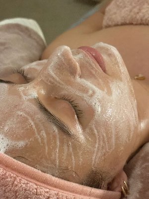 الوجه و المكياج